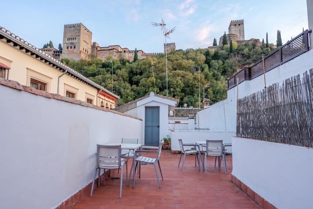 Frente A La Alhambra Apartment Granada Exterior foto